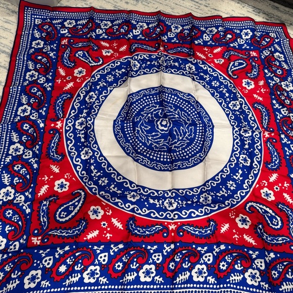 Adele Simpson  XL Scarf - Picture 3 of 3